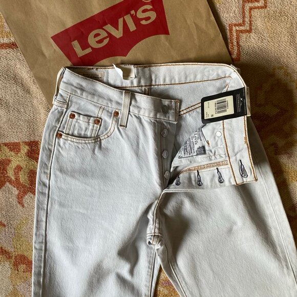 LEVI'S : 501 '90s Relaxed Straight Leg Women's Jeans (Size: 23x32) NWT - Picture 10 of 12